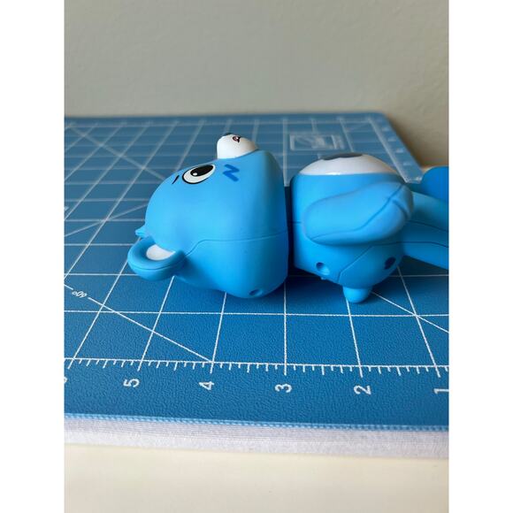 Care Bears Grumpy Bear 5" Interactive Figure Unlock the Magic Works! - Picture 9 of 10